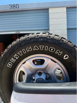 P235/75R15 Toyota Tacoma 5 Lug
