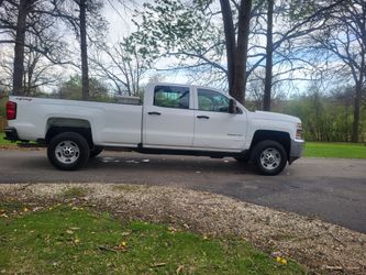 2017 Chevy 2500 HD 4x4