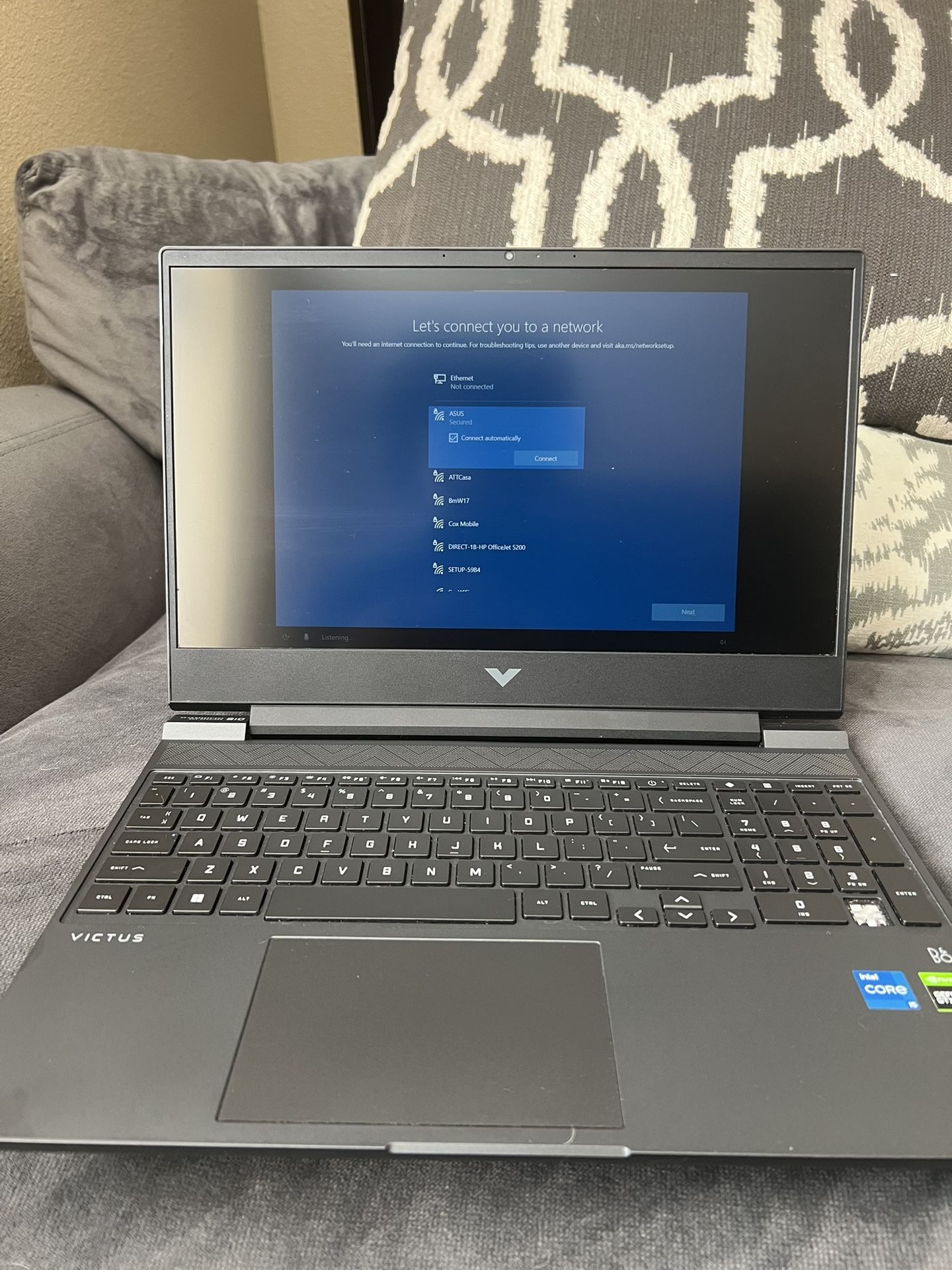 VICTUS LENOVO GAMING LAPTOP