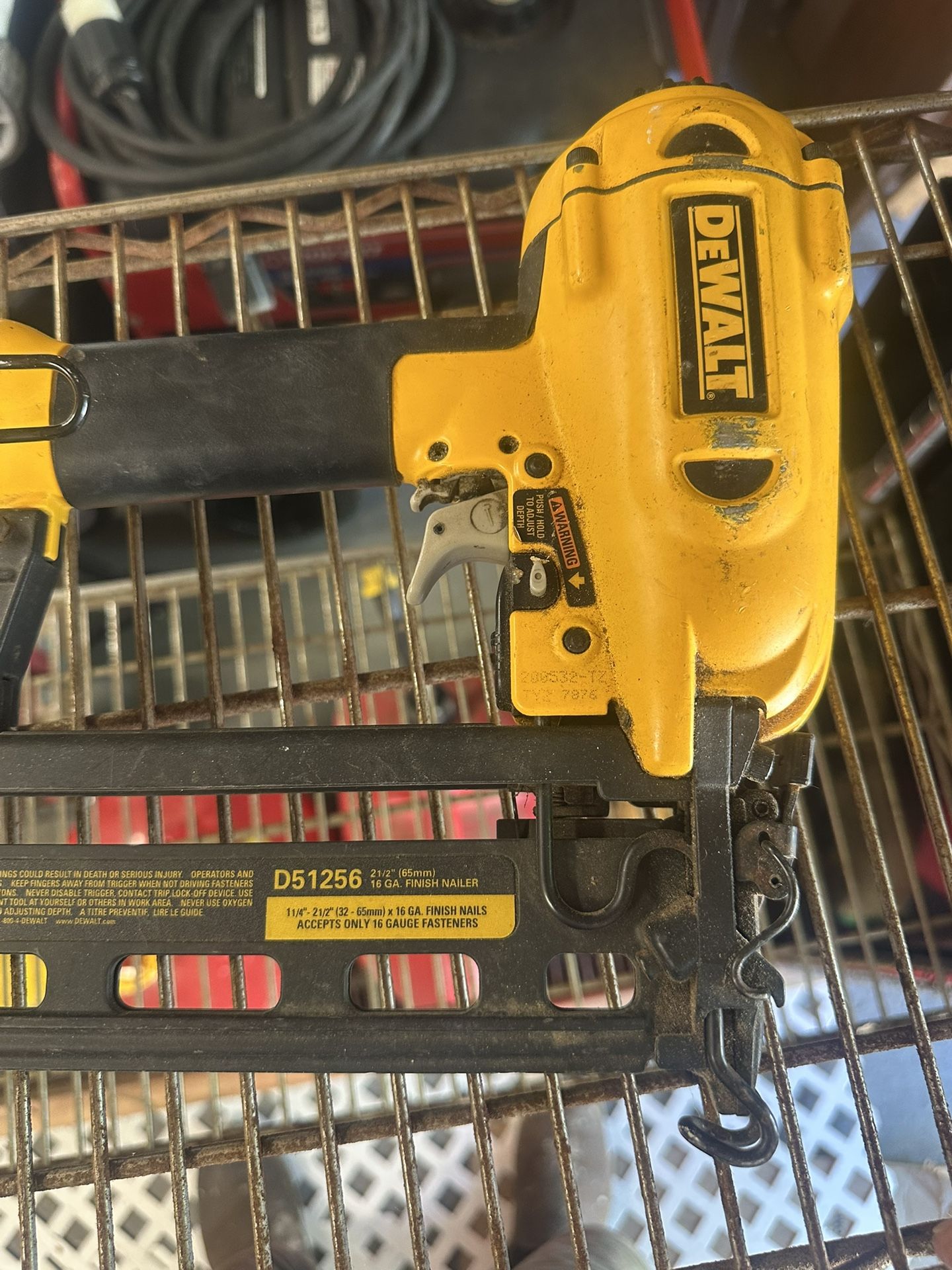 Dewalt Finish Nailer