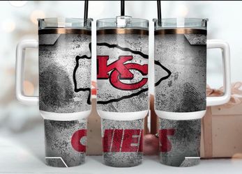 Kansas City Chiefs Football 40oz Tumbler