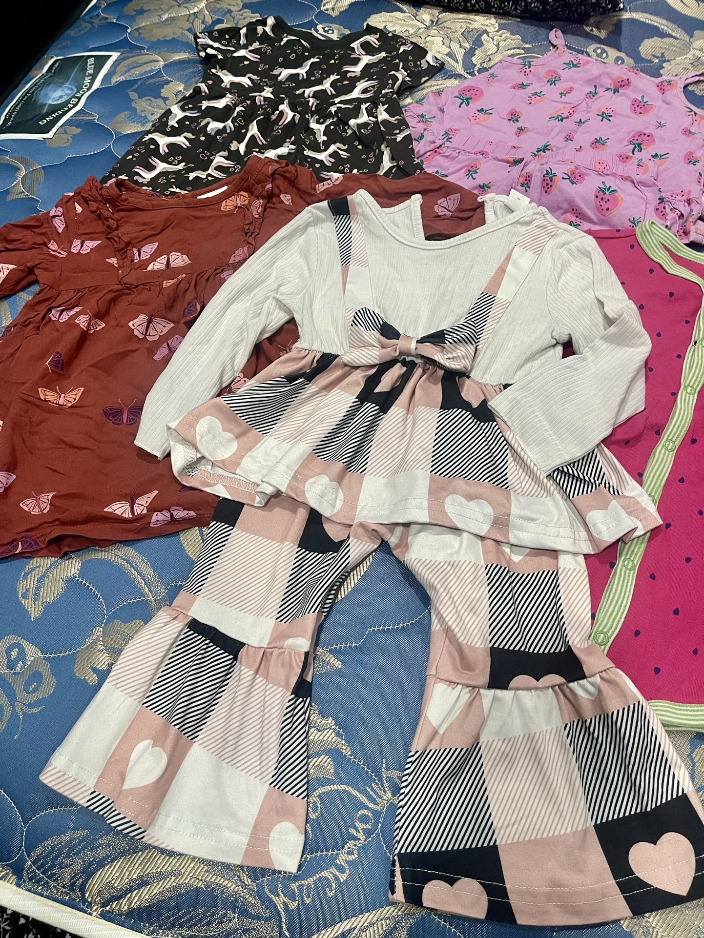 Baby Girls Clothing bundle - size 18 months