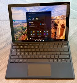 Microsoft Surface Pro 7+ | i7 -1165G7 |32GB Ram | 1 TB NVMe Storage | Win 11Pro | Factory Reset