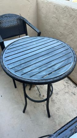 OUTDOOR PATIO BAR TABLE