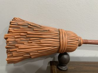 nimbus 2000 toy vibrating Vibrating Harry Nimbus 2000 Broom Toy NIMBUS 2000 HARRY POTTER VIBRATING  BROOM TOY 34