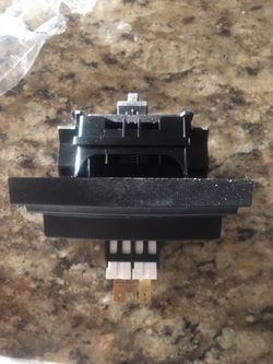 Frigidaire Latch Assembly - NEW