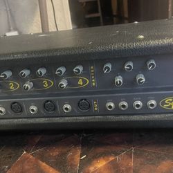 Squier 4 Chanel  Mixer 