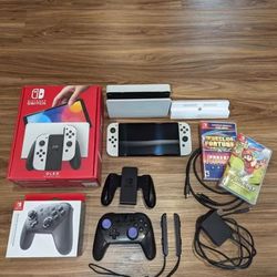 A Great Switch Pled Bundle With Games And Full Accessories 