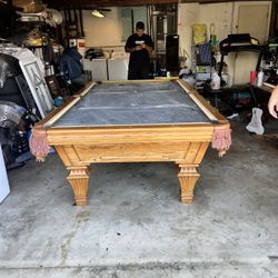 Pool Table 9ft ( Free Delivery & Set Up ) 