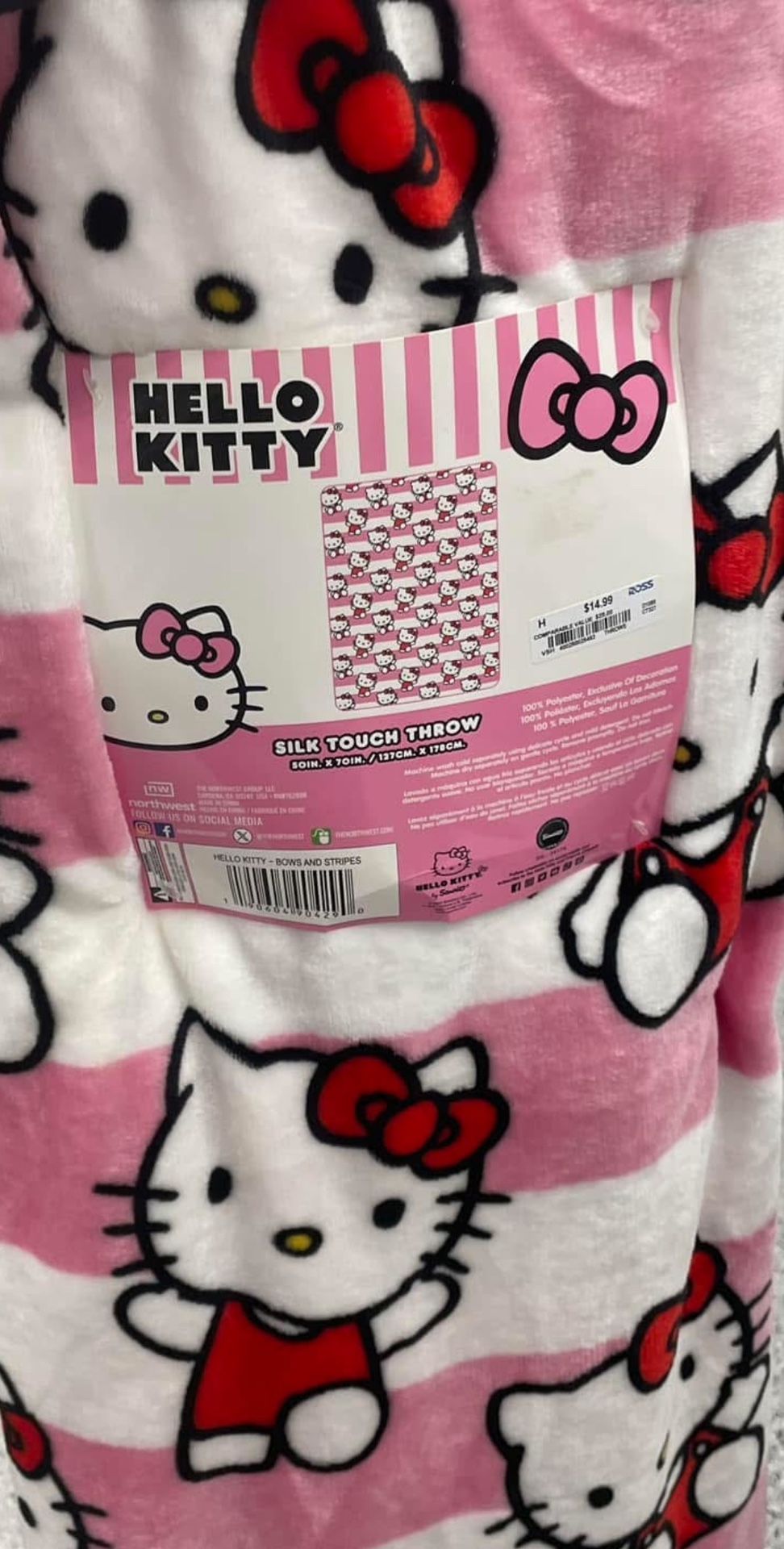HELLO KITTY BLANKET