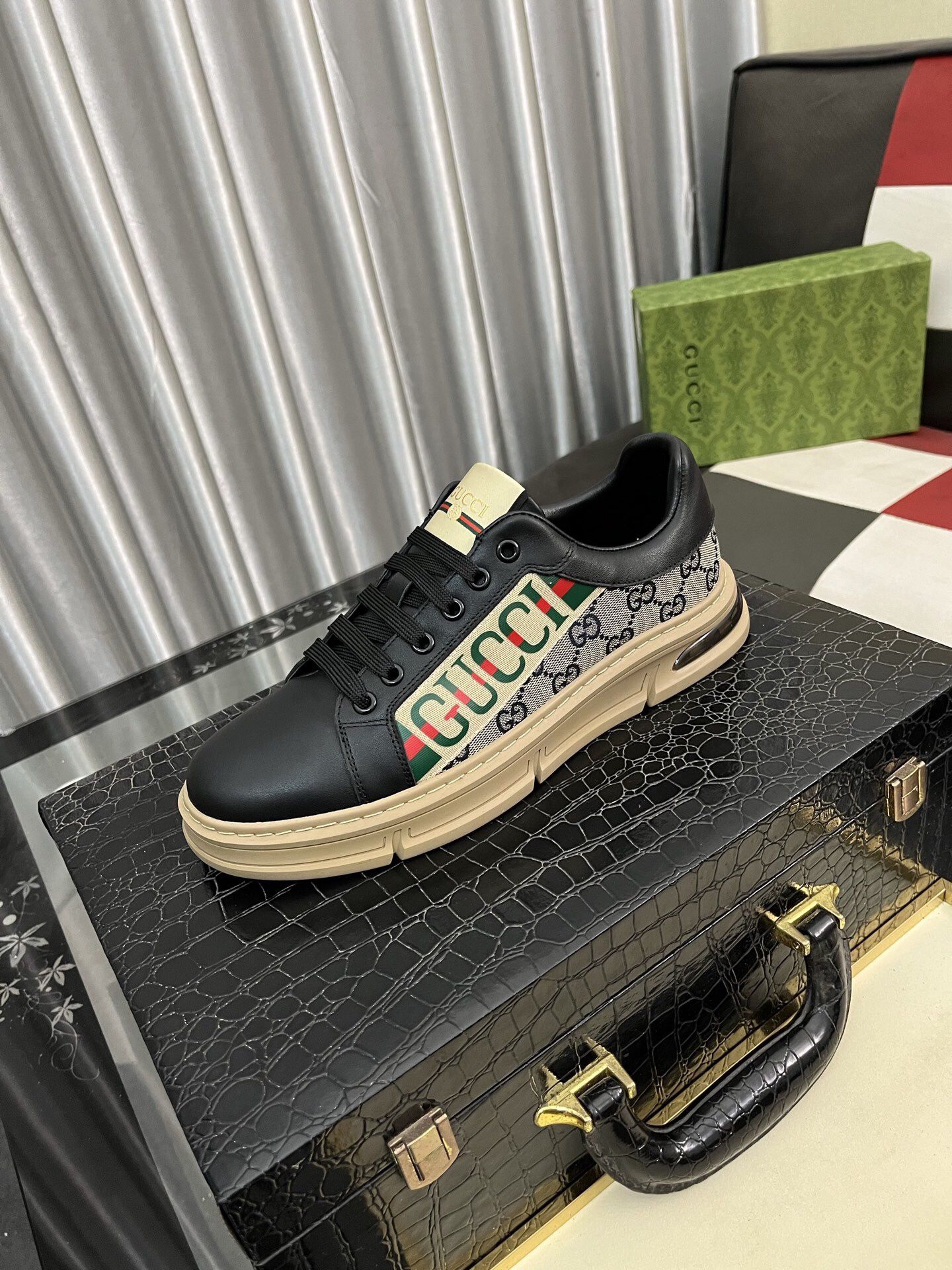 Gucci GG Men’s Shoes With Box New