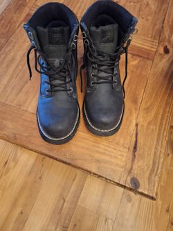 Fila Boots. Size 10