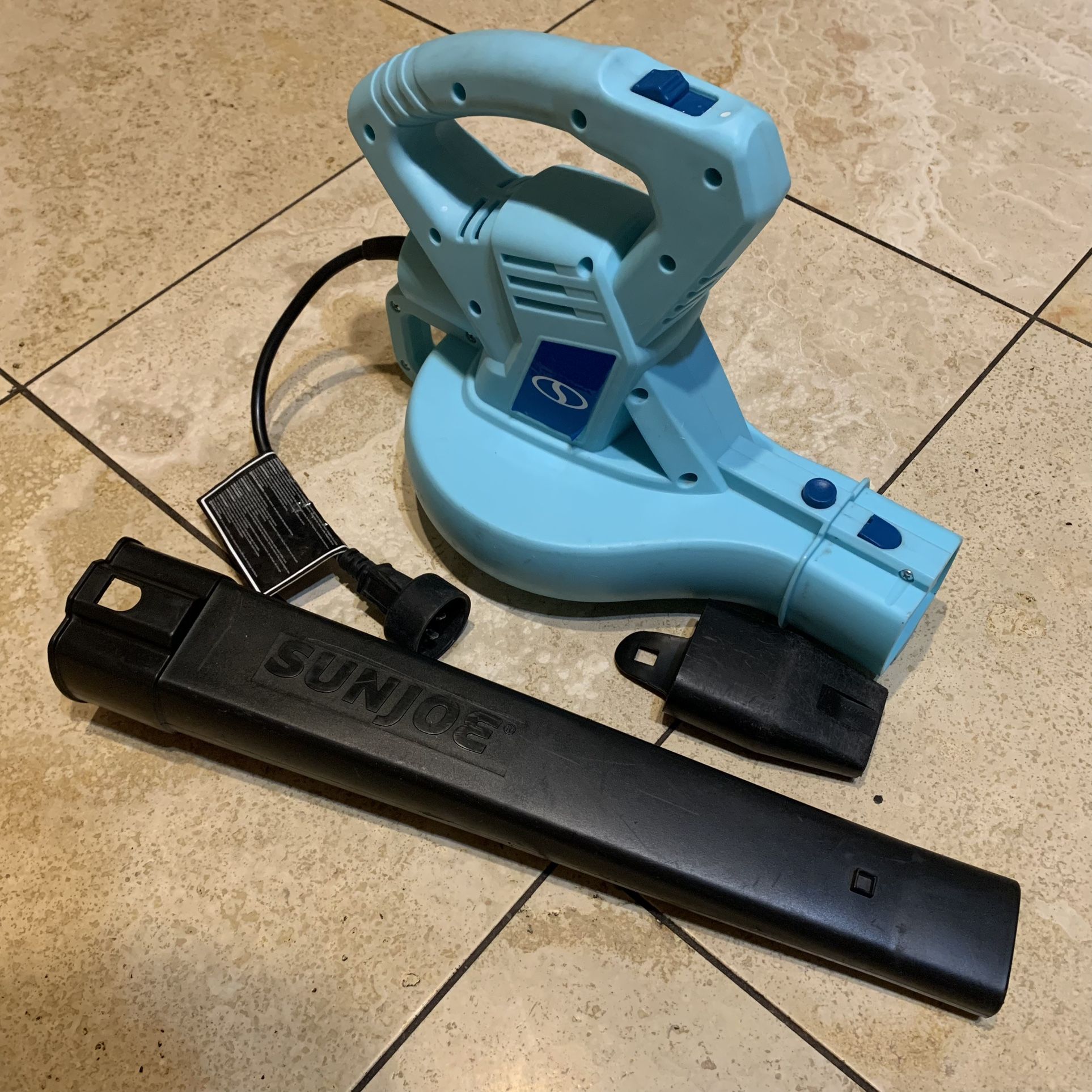 Leaf Blower