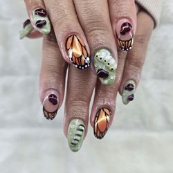 Custom Nails!