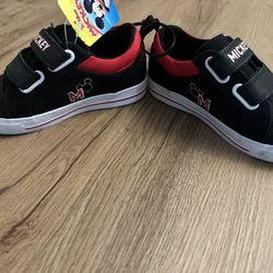 Size 8c Mickey Mouse Disney Shoes
