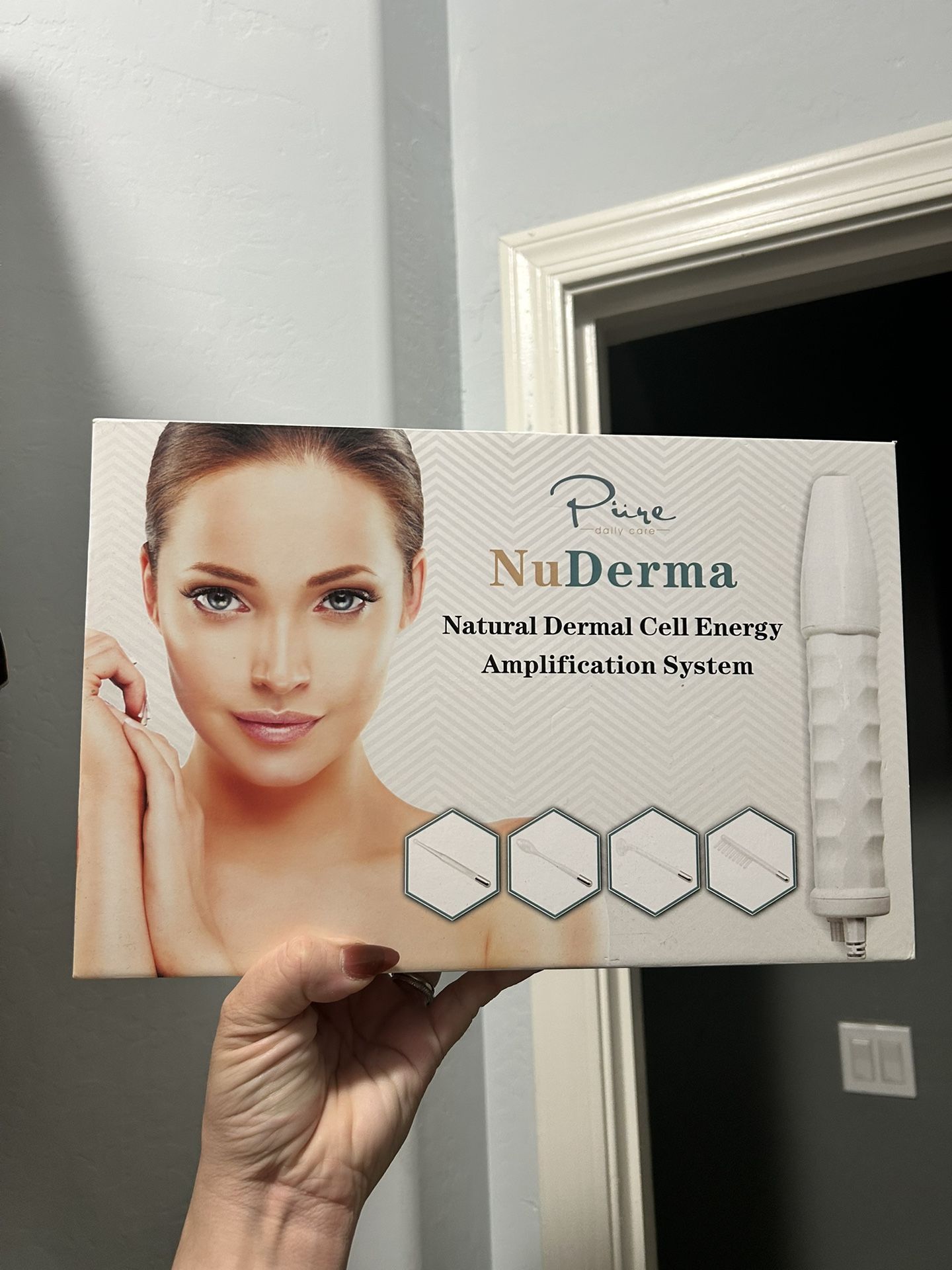 Handheld Skin Therapy Wand