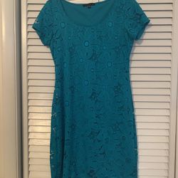 Tiana B Size 6 Green Knee Length Dress