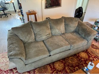 Free Green Sofa Couch