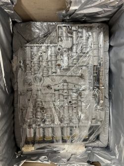Ford F-150 6R80 Valve Body And lead frame assembly