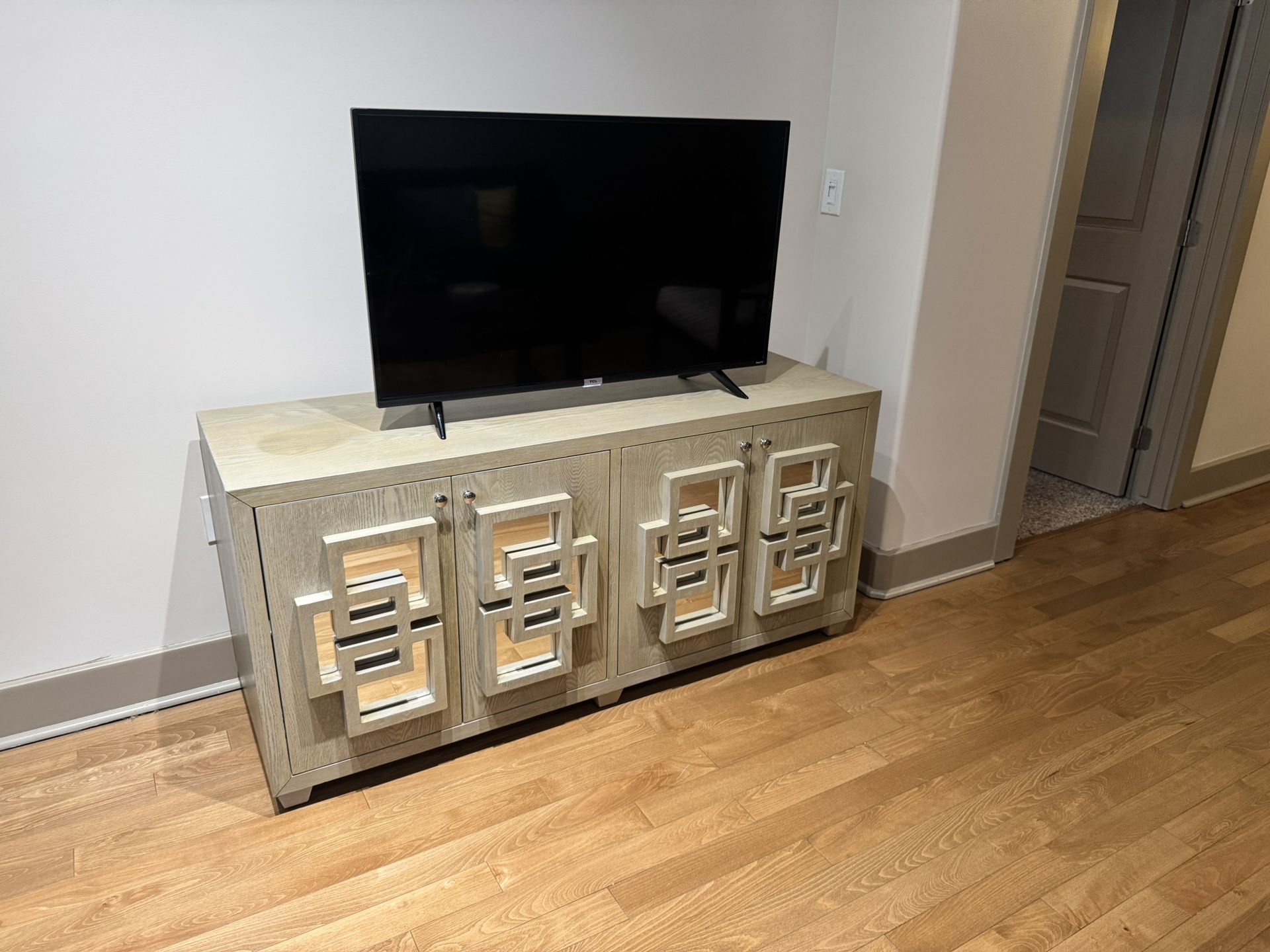 Designer TV Console – Light Wood w/ Geometric Doors