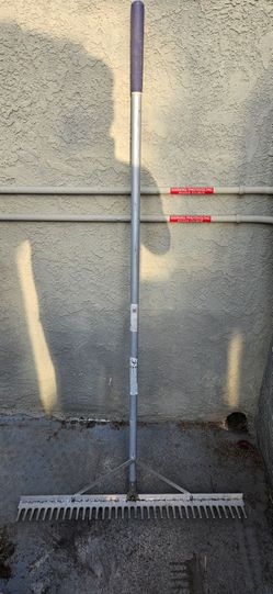 Kobalt leveling landscaping rake