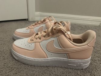Nike Air force Women's Sneakers - White and Peach | Size 6.5