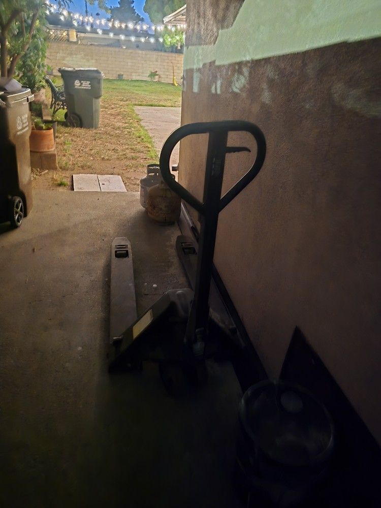 Pallet Jack