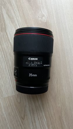 Canon EF 35mm f/1.4L Lens