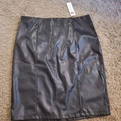 *NWT* Kate Kasin Plus Size Blacl Faux Leather Skirt (2XL) 