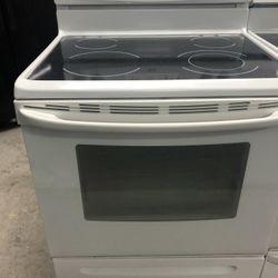 White Self Clean Glass Top Stove 