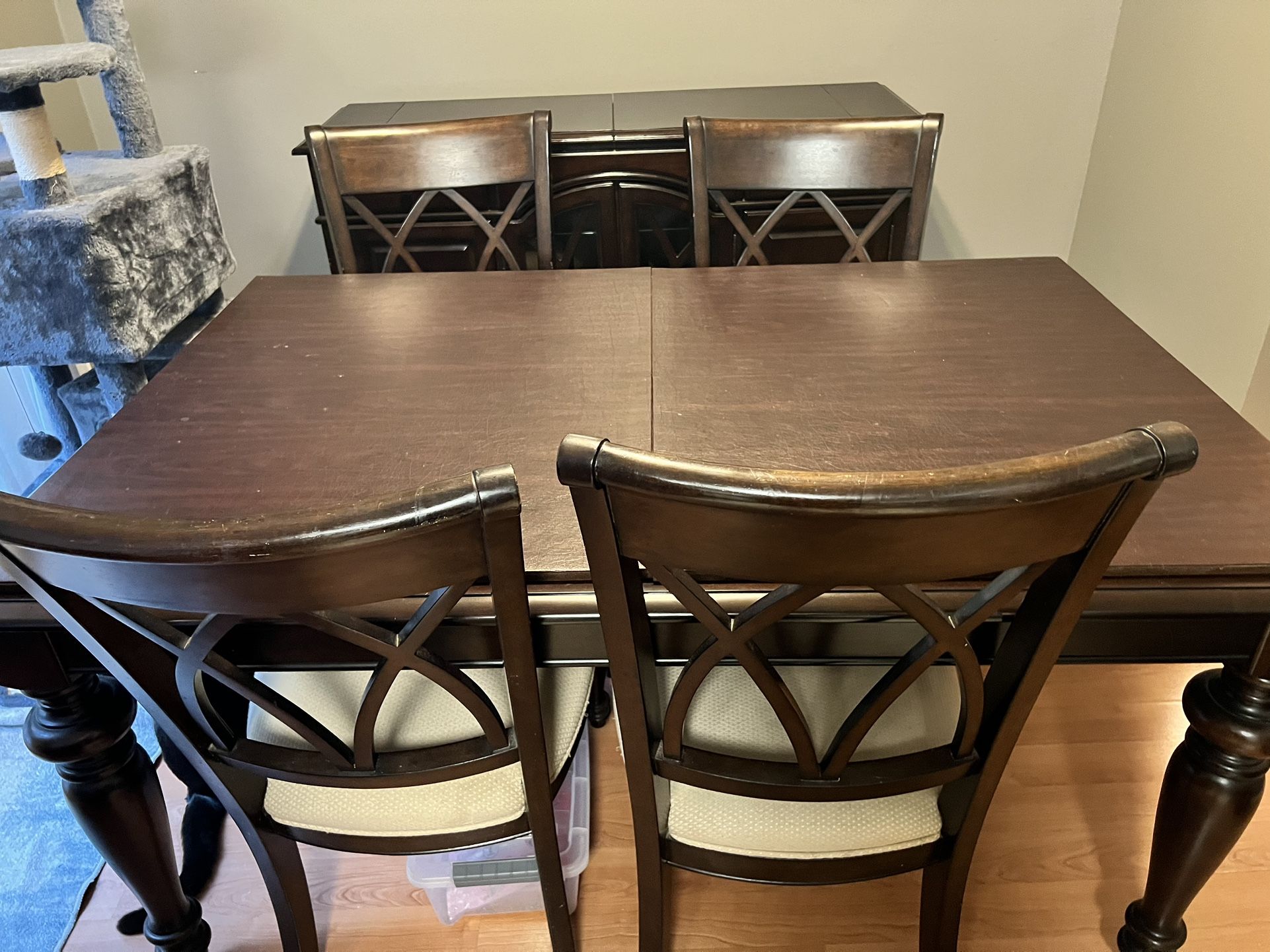 Dining room set