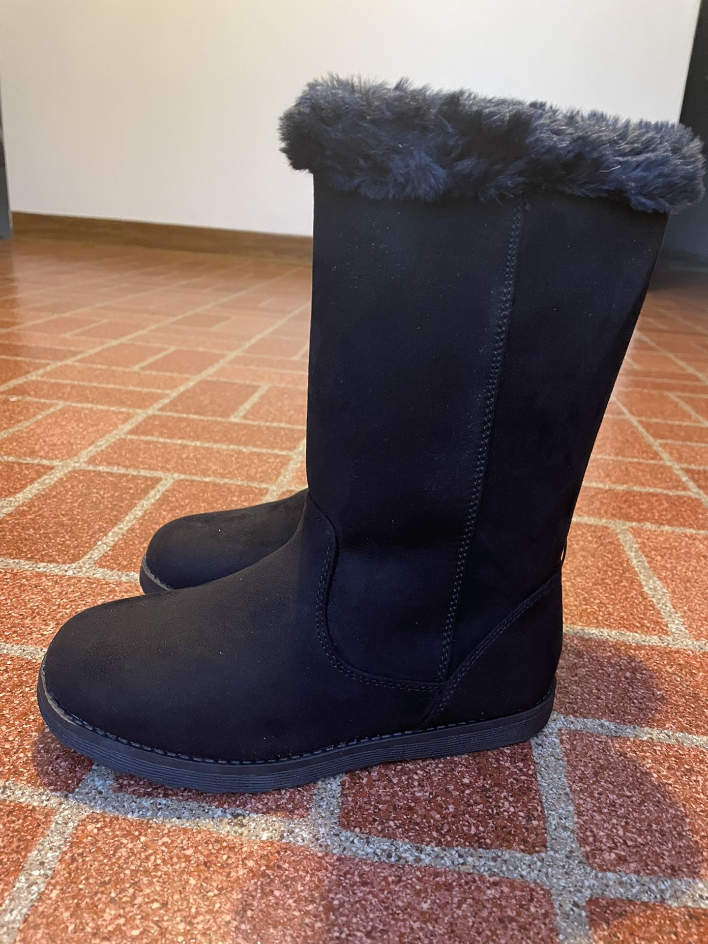 Girls Black Boots Size 2