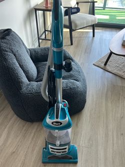 Shark vacuum