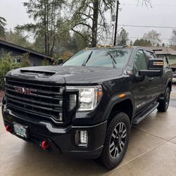 🚛 2021 GMC Sierra 3500HD AT4 – Duramax Diesel – One Owner 🚛