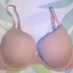 Victoria Secret T-shirt Push Up Full Coverage 32D