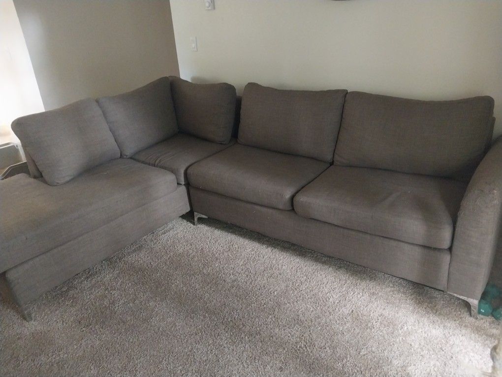 Need Gone Tonight! Free Sectional Couch