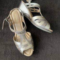 Andrea Catalog Wedge Heels