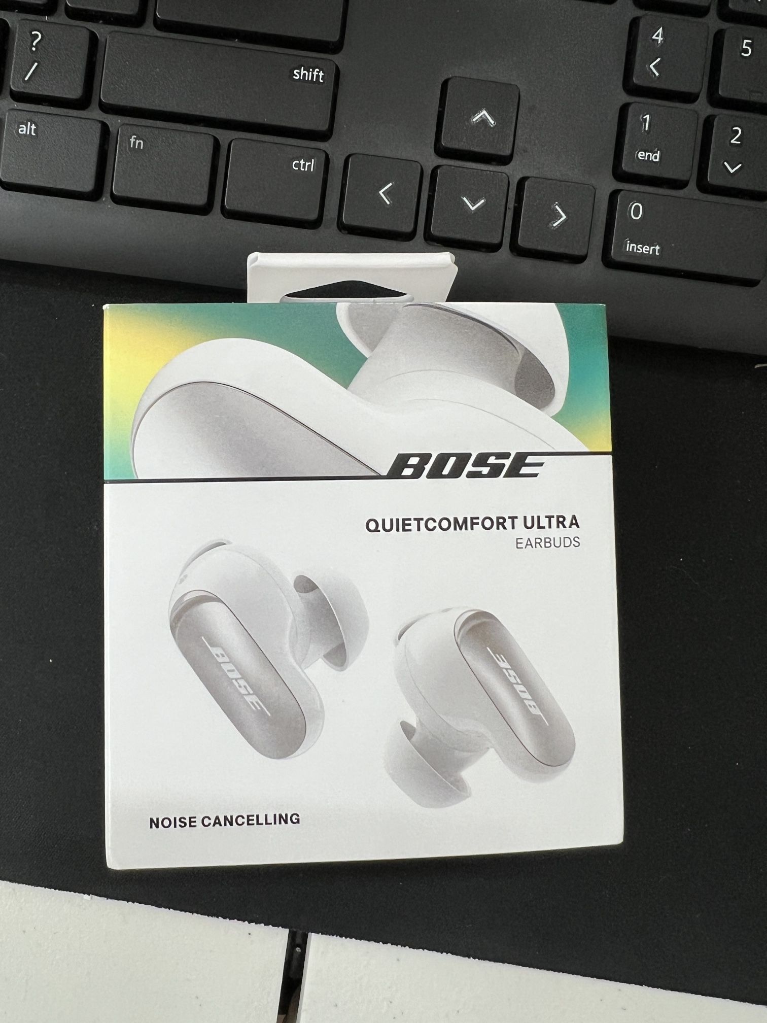 NEW Bose QuietComfort Ultra Earbuds - White Smoke