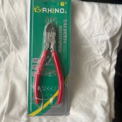 Pliers