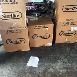 8 Piece 18 Gallon Tote Box 