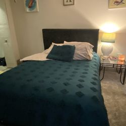Queen Size Bed 