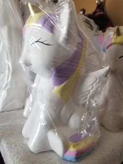 Unicorn piggy banks