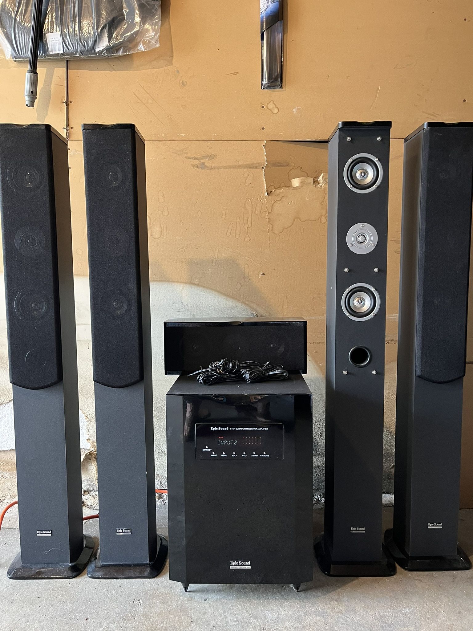 EPIC SOUND INNOVATIVE SOUND AND BASS SYSTEM. 5.1CH SURROUND RECEIVER AMPLIFIER. MODEL EPIC-600/700/800 CENTER SPEAKER.