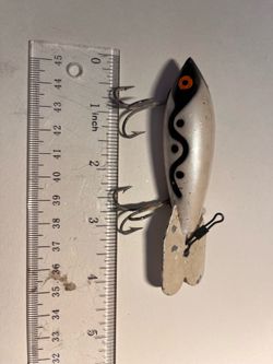 Vintage Lure(s)