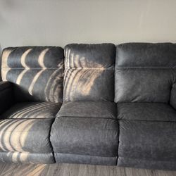 Reclining Recliner With Remote/Reclining Couch With Remote