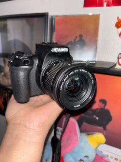 EOS 250D cannon camera