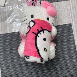 Hello Kitty Travel Blanket 