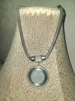 Necklace,  Choquer,  Silver Tone