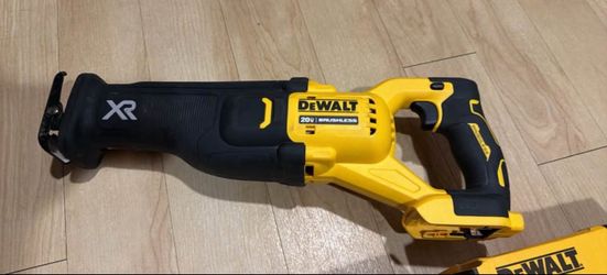 Dewalt 20v Brushless XR reciprocating saw