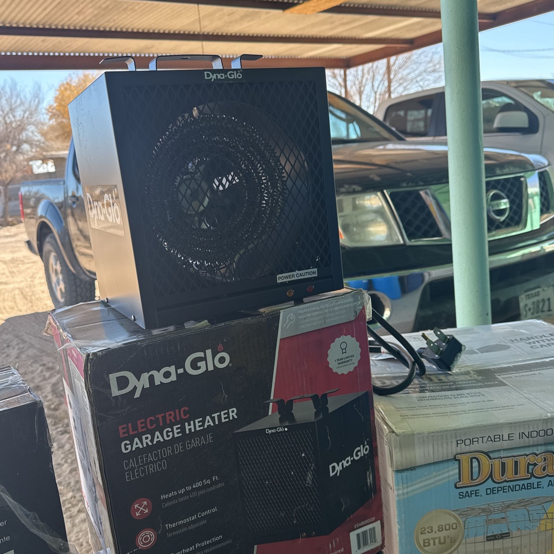 heaters for sale, tri Dyna glow, one DeLonghi and a Dura heat,